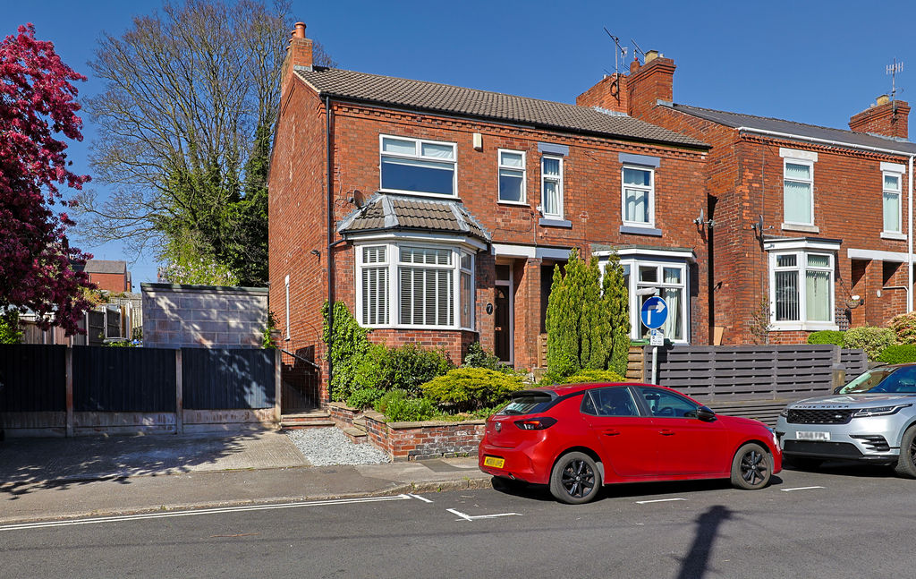 Lower Grove Road